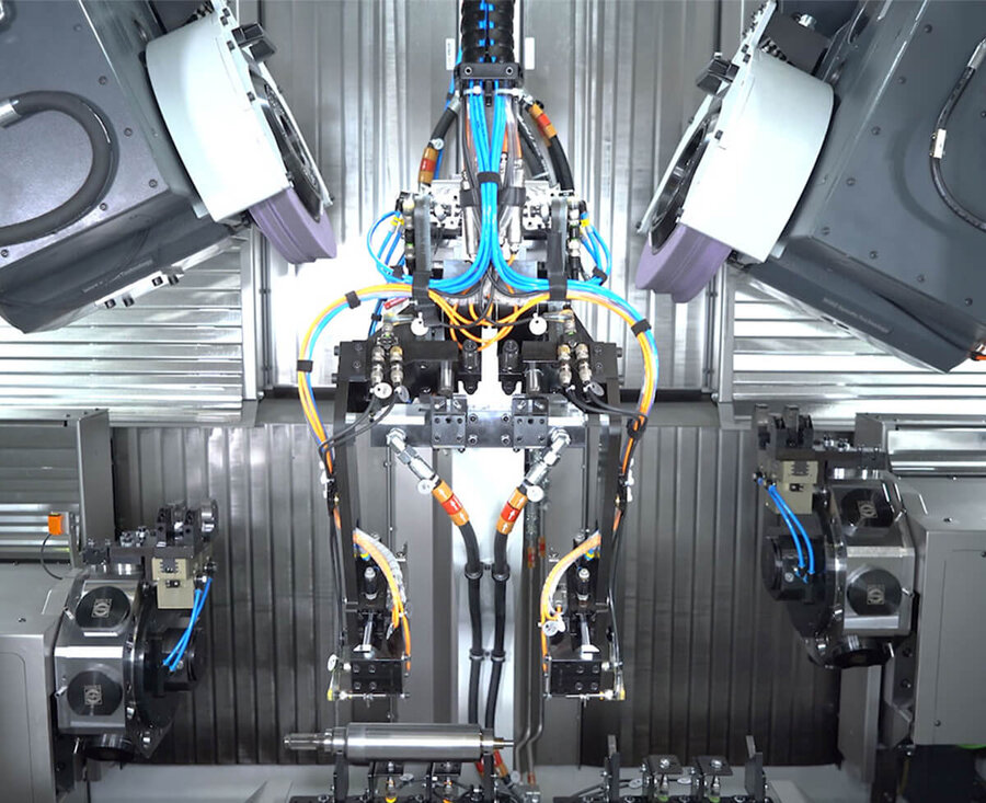 Die Mittenantriebsmaschine 235VM von Buderus Schleiftechnik