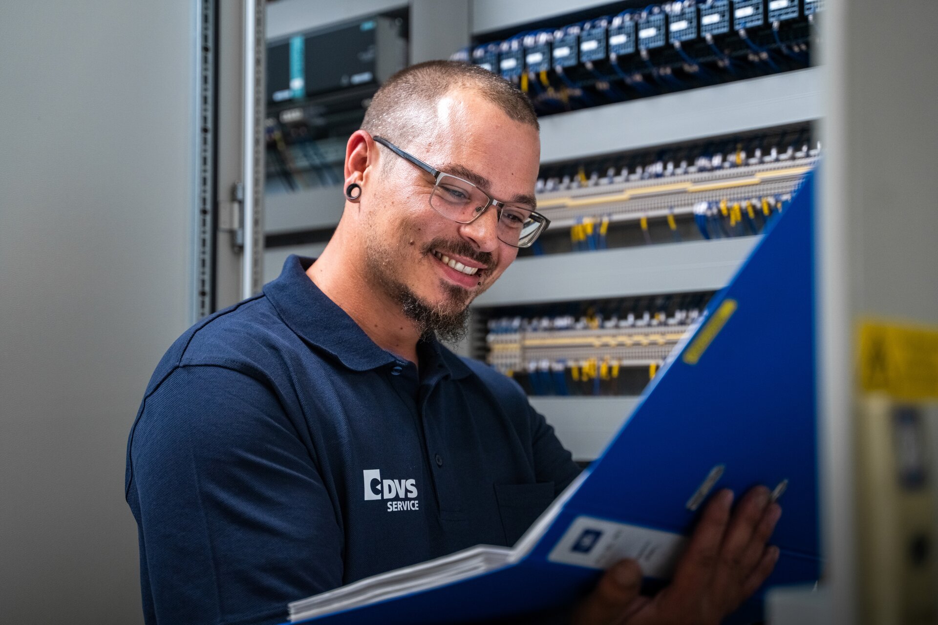 AUSZUBILDENDER (M/W/D) ELEKTRONIKER