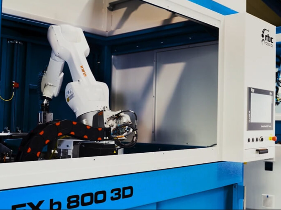 Industrieroboter der rbc robotics Ring Picker / Ring Packer Lösung bei der automatisierten Handhabung ringförmiger Werkstücke.